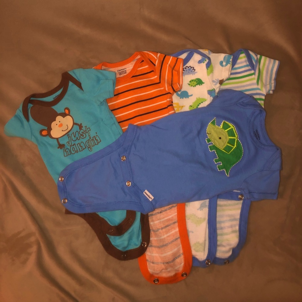 0-3 Five Gerber onsies